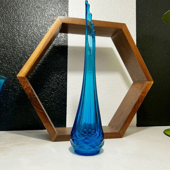 Vintage 1963 L.E. Smith Swung Vase – Model #603, 15.5" Tall - Picture 1 of 4